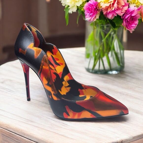 NWT Christian Louboutin Hot Chick 100mm (35/5) - Picture 1 of 8